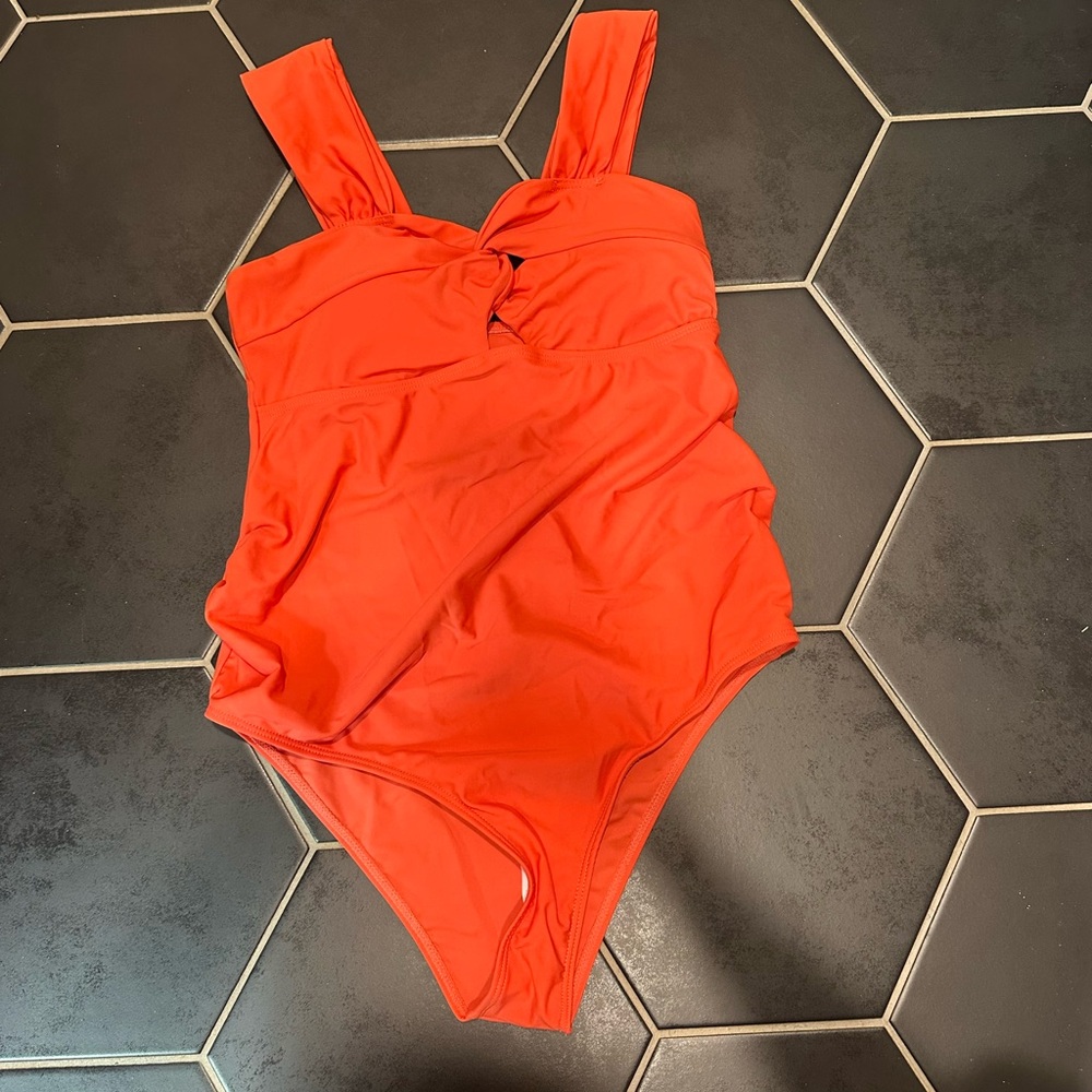 SHEIN maternity swimsuit